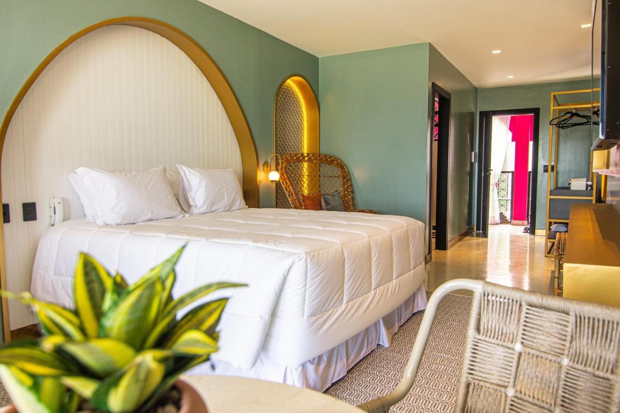 Deluxe Suite with Sea View